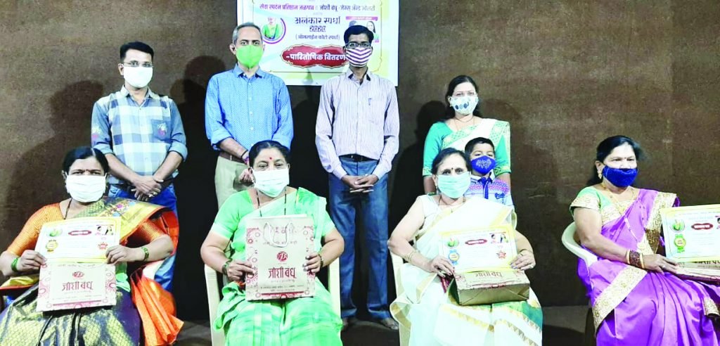 सेवा स्पंदनच्या अलंकार स्पर्धेत तांबट, कुळकर्णी, देशमुख विजेते