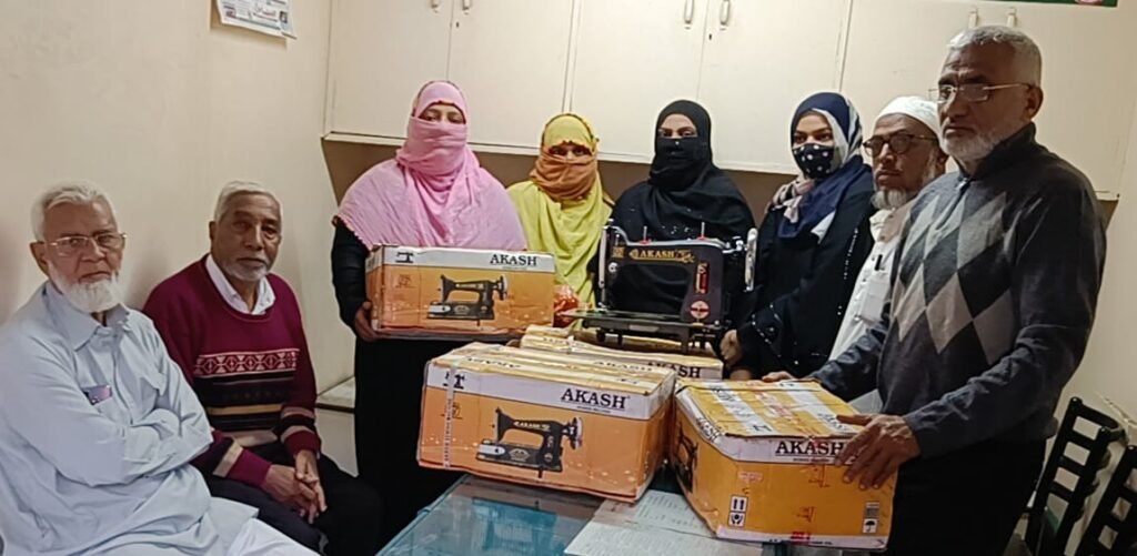 मनियार बिरादरीचा नववर्षाचा संकल्प, पीडित विधवा,घटस्पोटीत व परिपक्व महिलांना स्वयंरोजगार उपलब्ध करून देणार