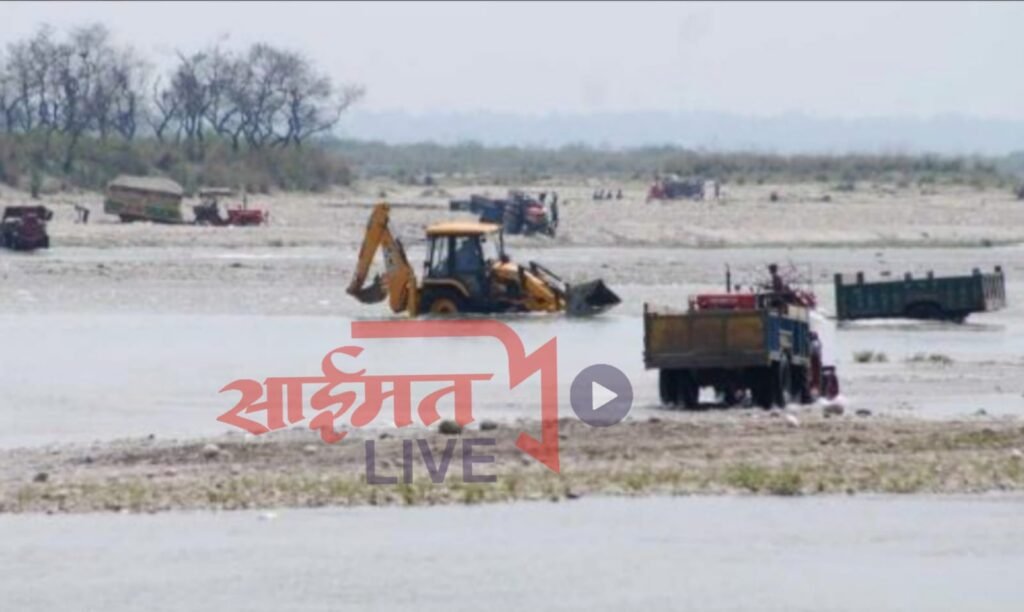 अवैध वाळू वाहतूक करणाऱ्या दोन जणांविरोधात गुन्हा