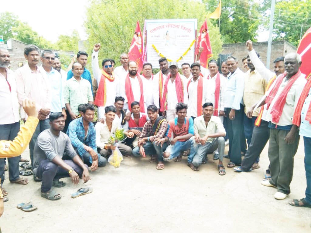 पाचोरा तालुक्यात विविध गावात एकलव्य संघटना शाखेचे उद्घाटन