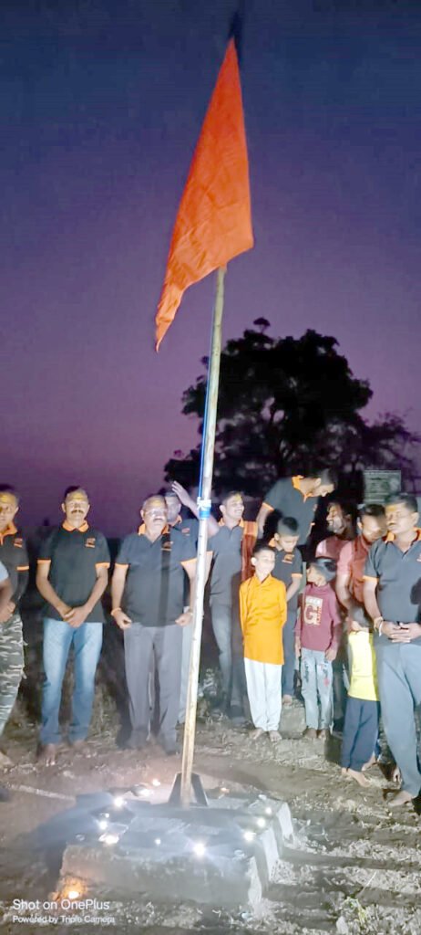 सह्याद्री प्रतिष्ठानतर्फे मल्हारगड, कन्हेरगडावर फडकविला भगवा