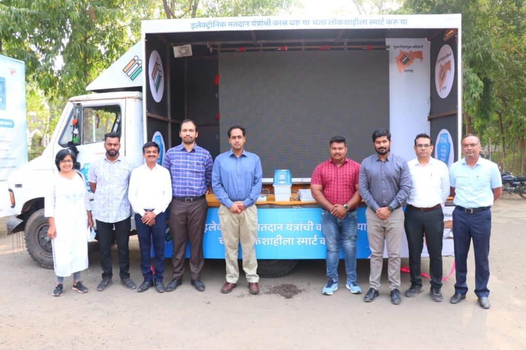 जळगाव जिल्हा प्रशासन आगामी निवडणुकांसाठी सज्ज