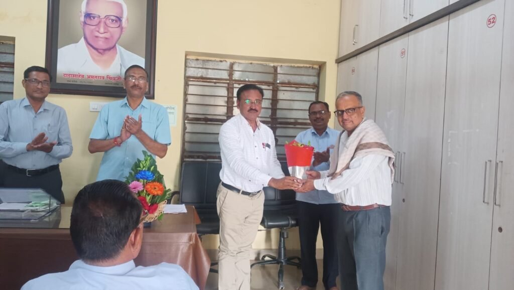 मुख्याध्यापक संघाच्या तालुकाध्यक्षपदी शेंदुर्णीचे प्रमोद खलसे बिनविरोध