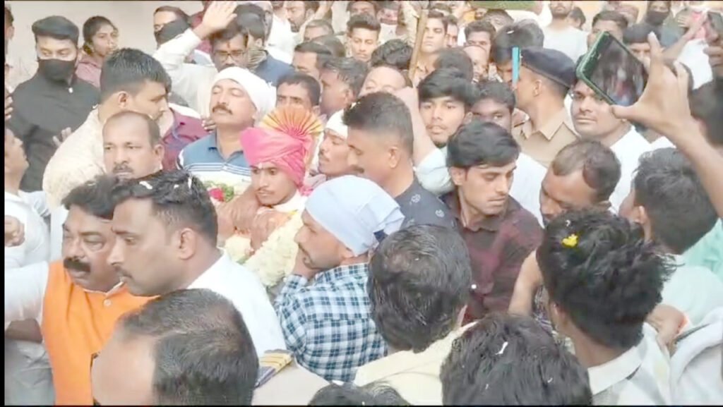 बामोशी बाबा उर्सनिमित्त तलवार मिरवणूक कार्यक्रम