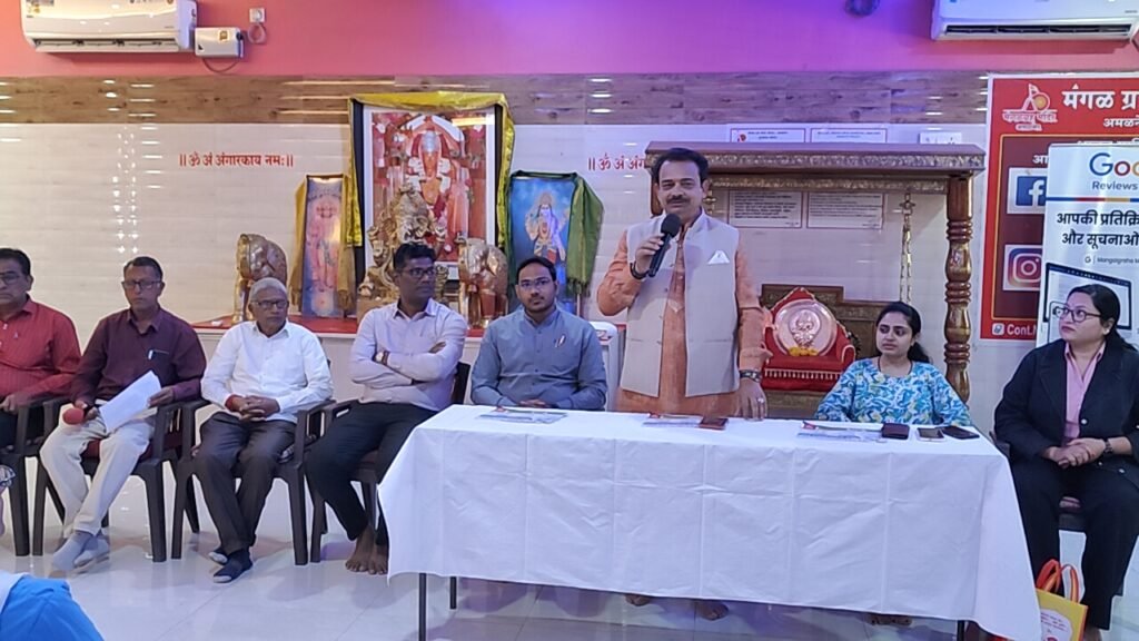 आरोग्य तपासणी शिबिराचा शेकडो रुग्णांनी घेतला लाभ