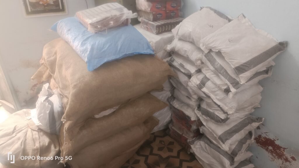 मुद्देमालासह साडे सात लाखांचा गुटखा पकडला