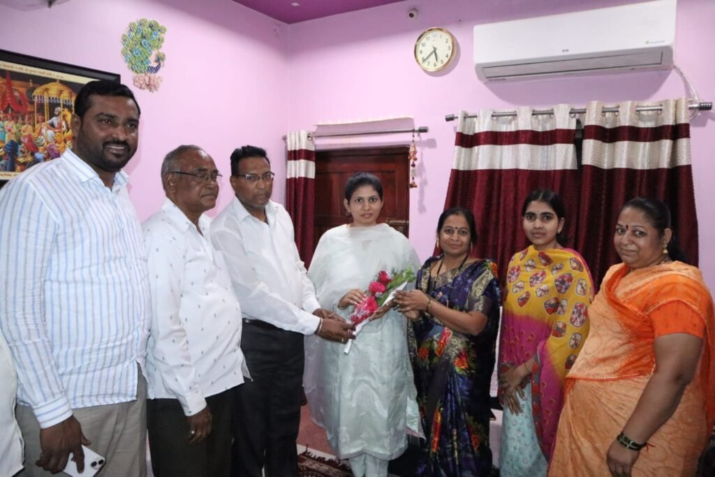 मुक्ताईनगरला खा.रक्षा खडसे यांनी राबविले ‘संपर्क से समर्थन’ अभियान