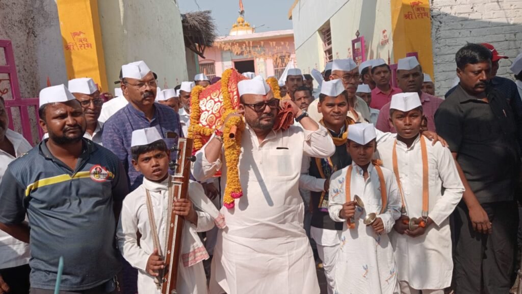 पाळधीत मराठा समाज मंडळातर्फे संत तुकाराम बीज उत्साहात