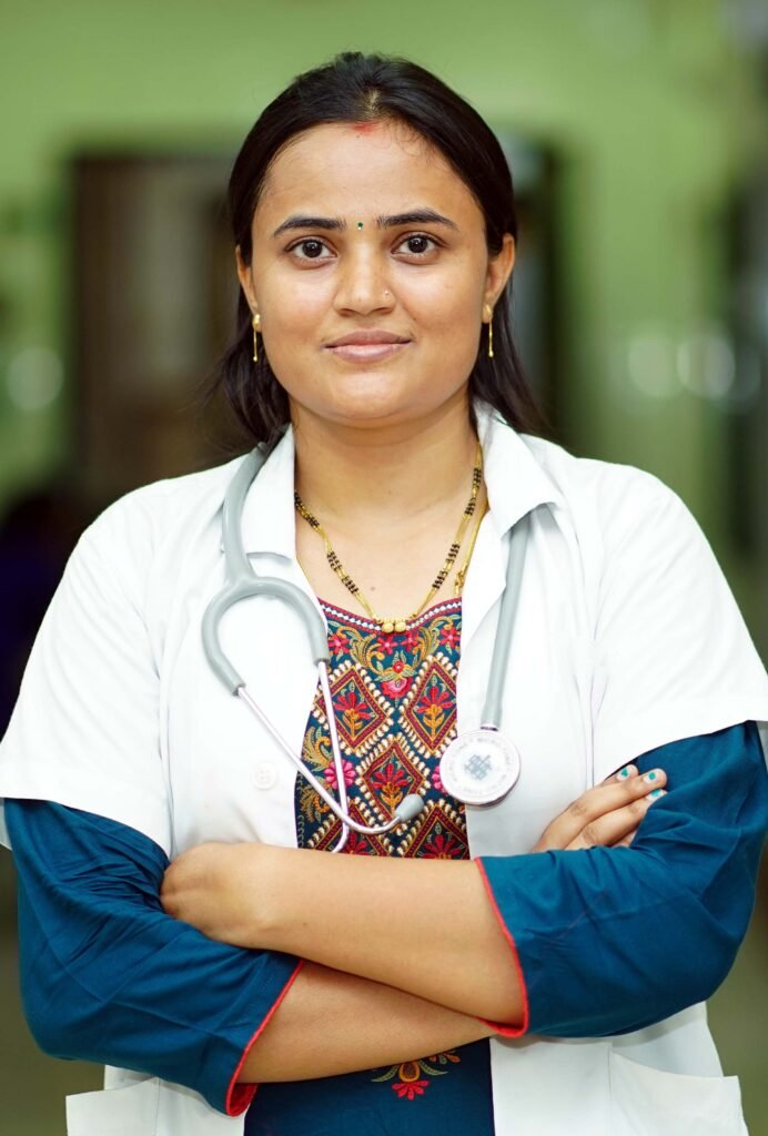 जळगावात स्त्रीरोग तज्ज्ञ डॉ. प्रिया राठोड देणार सेवा