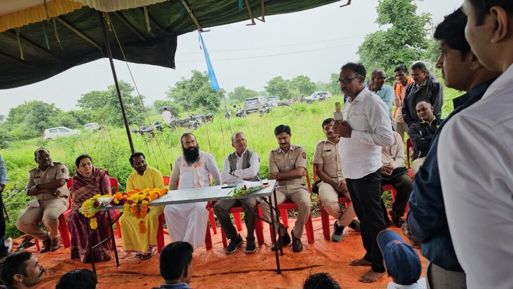 जिल्ह्यात आई भवानी ‘देवराई’प्रमाणे अनेक ‘देवराया’ निर्माण व्हाव्यात