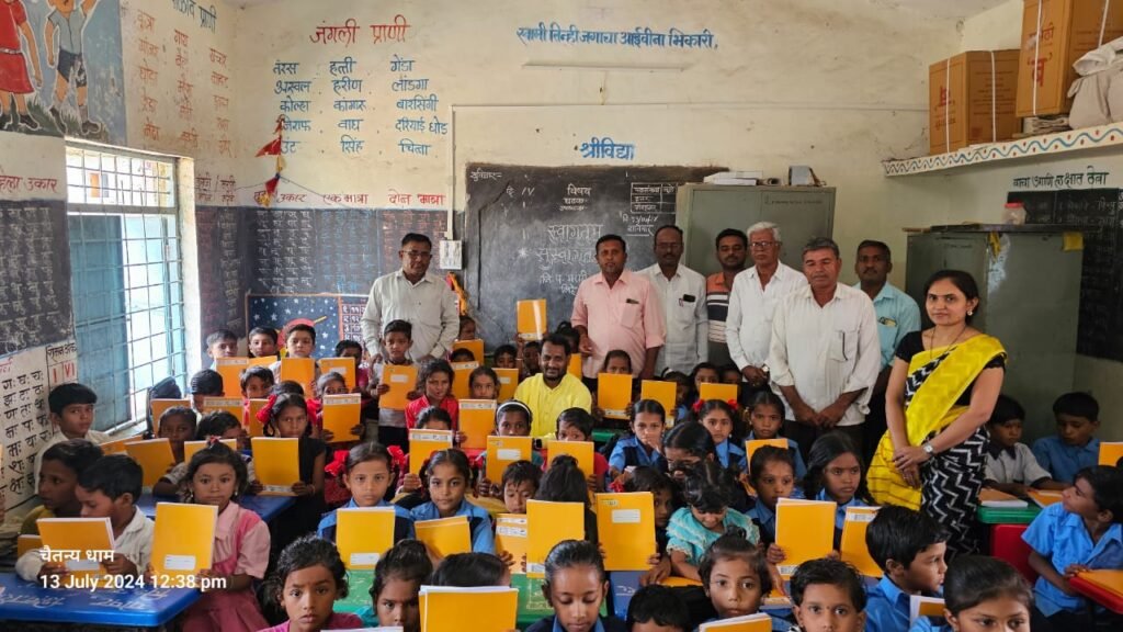 विद्यार्थ्यांनी त्रिसुत्रीद्वारे सर्वांग सुंदर विकास साधावा