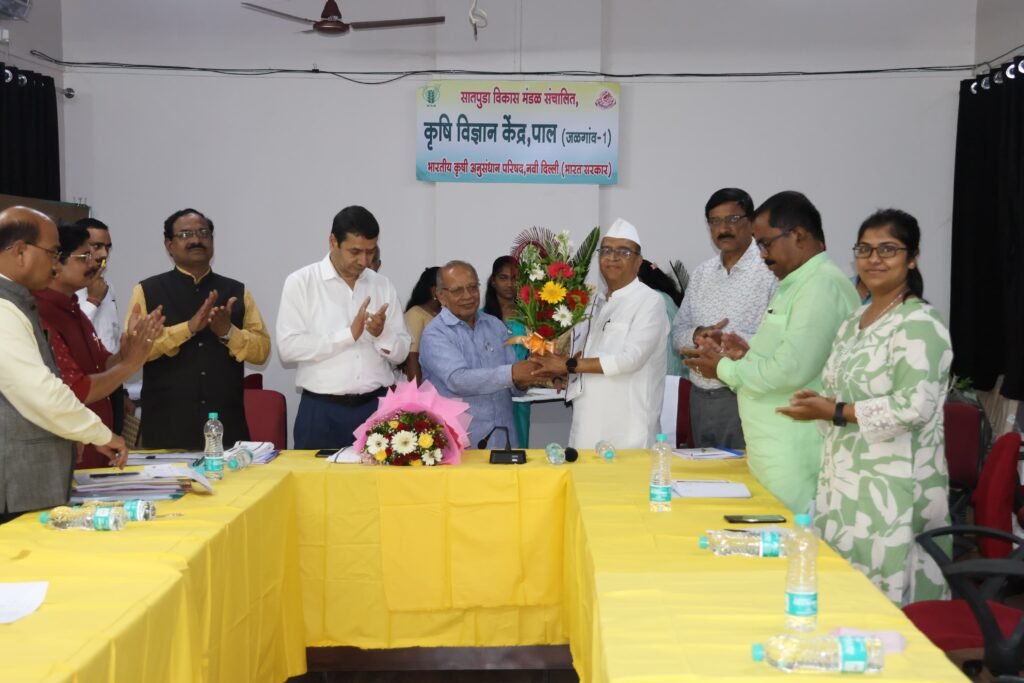 कृषी शिक्षण उपक्रमातून आदिवासी भाग समृद्ध करणार