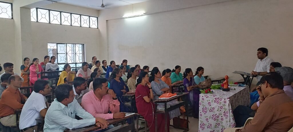 बदलत्या जीवनशैलीत संतुलित आहाराचे असाधारण महत्त्व