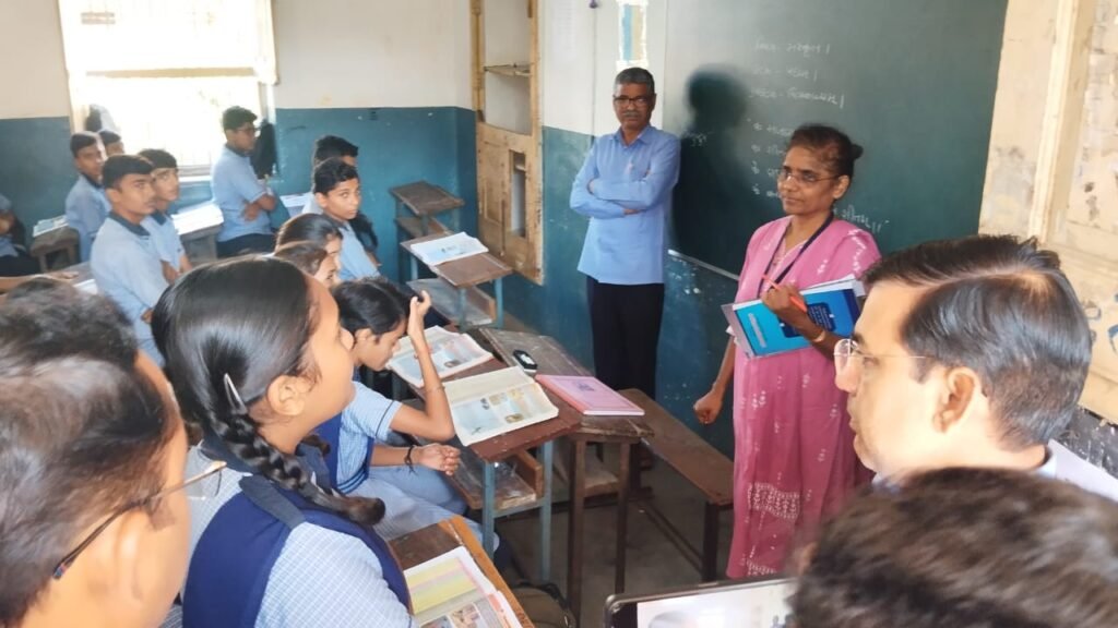 श्री गो.से. हायस्कुलला ‘मुख्यमंत्री माझी शाळा, सुंदर शाळा’ समितीची भेट