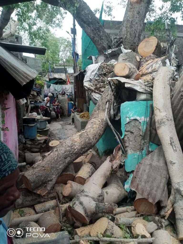 सहा महिने उलटूनही नुकसानग्रस्तांकडे संबंधितांचे दुर्लक्ष