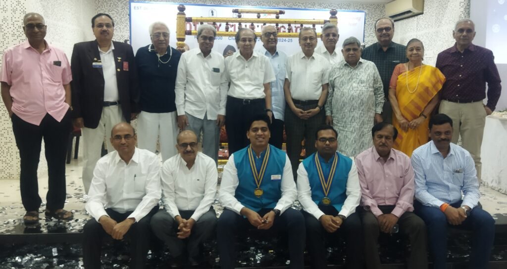 रोटरीच्या ‘धरोहर’ कार्यक्रमात माजी अध्यक्षांचा गौरव