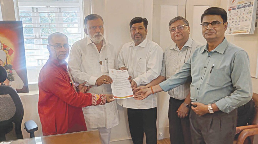 air service : नाशिक – कोलकाता थेट हवाई सेवा सुरू करा