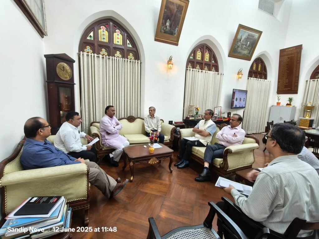 Dhule To Mumbai-Pune Soon : धुळ्याहून मुंबई- पुण्यासाठी रोज रात्री एसी कोचसह रेल्वेसेवा लवकरच