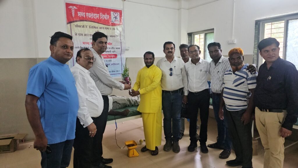 His Holiness Shyam Chaitanya Maharaj : वैद्यकीय सेवा देणारे ‘डॉक्टर्स’ ईश्वराचे रूप : प.पू. श्याम चैतन्य महाराज