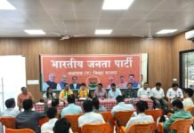 GST Rate Cut : जीएसटी दरकपात : जनतेच्या खिशाला दिलासा, अर्थव्यवस्थेला चालना