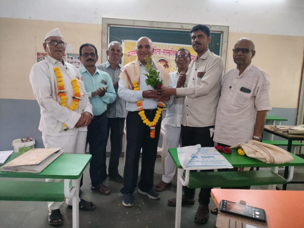 Jamner Literary Council : जामनेर साहित्य मंडळाची वार्षिक सभा खेळीमेळीच्या रंगात