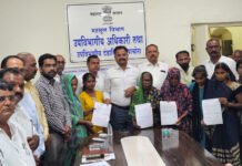 Mr. Kishore Patil ; आ.किशोर पाटील यांच्याहस्ते नैसर्गिक आपत्तीग्रस्तांना तत्काळ मदत