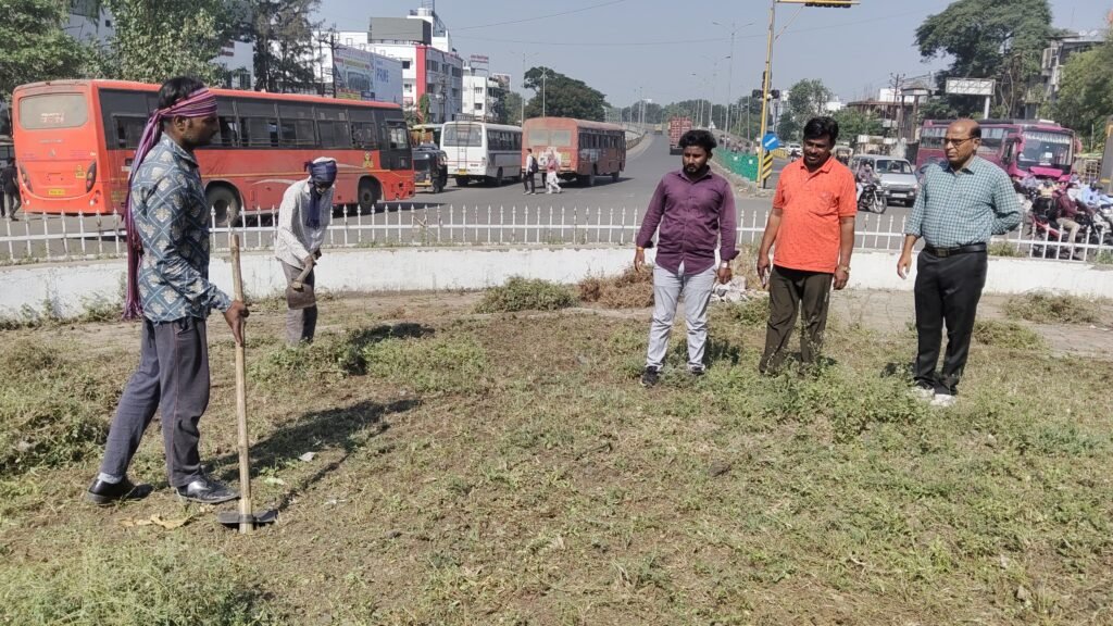 ‘MNS’ Regarding The Issue : जळगावात अस्वच्छतेप्रश्नी ‘मनसे’च्या ठाम इशाऱ्यानंतर प्रशासन जागृत