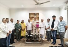 माजी मंत्री सुरेशदादा जैन यांनी केले मार्गदर्शन