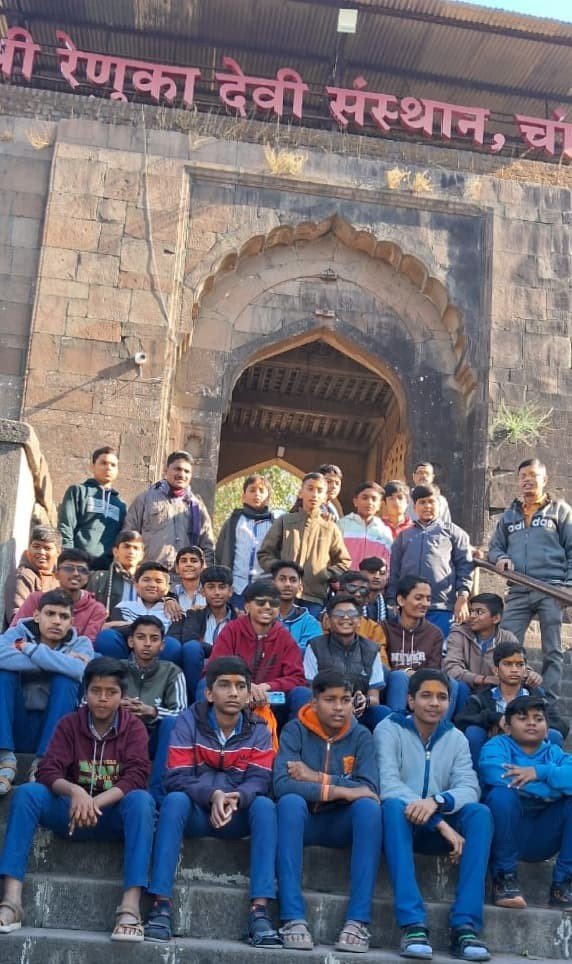 Yavala : बाल संस्कार माध्यमिक विद्यालयाची शैक्षणिक सहल उत्साहात Bal Sanskar Secondary School's educational trip is full of excitement