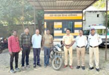 Fake number plate busted in Chalisgaon