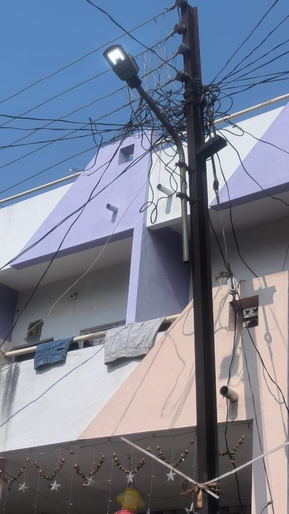 Streetlights In Sony Nagar : सोनी नगरातील पथदिवे रात्री बंद, दिवसा सुरू