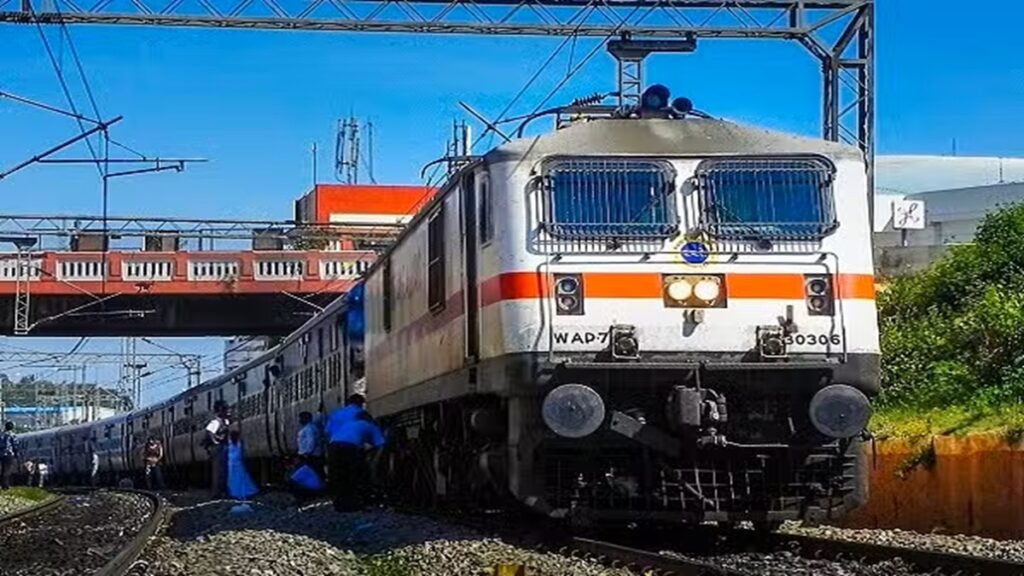Indian Railway special trains: ‘उर्स फेस्टिव्हल’ सणासाठी रेल्वे प्रशासनाची खास तयारी; तिकीट लवकर बुक करा! Railway special trains