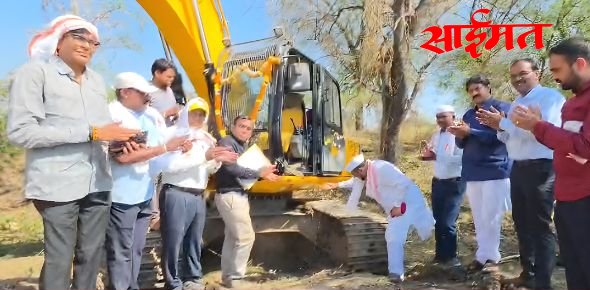 Dharangaon: धरणगाव तालुक्यातील नाले आणि बंधारे सुधारण्याची महत्त्वाकांक्षी मोहीम Dharangaon: Ambitious campaign to improve drains and dams in Dharangaon taluka