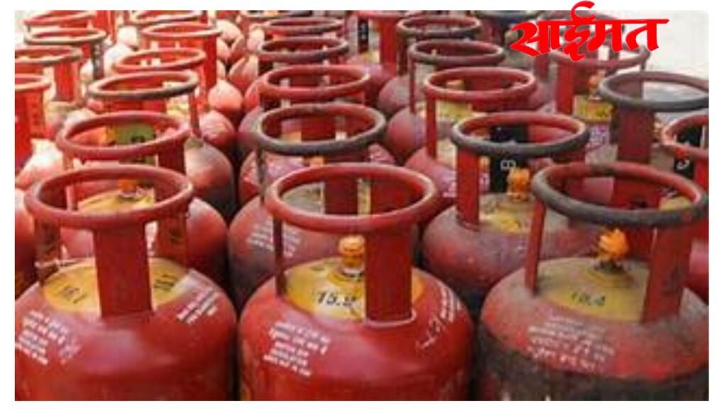 Jalgaon : जळगावात घरगुती गॅस सिलिंडरचा काळाबाजार रोखण्यासाठी प्रशासनाचा कारवाई मोहीमेत १९ सिलिंडर जप्त