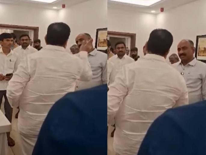 VidhanBhavan : विधानभवनात आमदारांमध्ये शाब्दिक चकमक; भास्कर जाधव आणि सचिन कल्याणशेट्टी भिडले विधानभवनात आमदारांमध्ये शाब्दिक चकमक; भास्कर जाधव आणि सचिन कल्याणशेट्टी भिडले