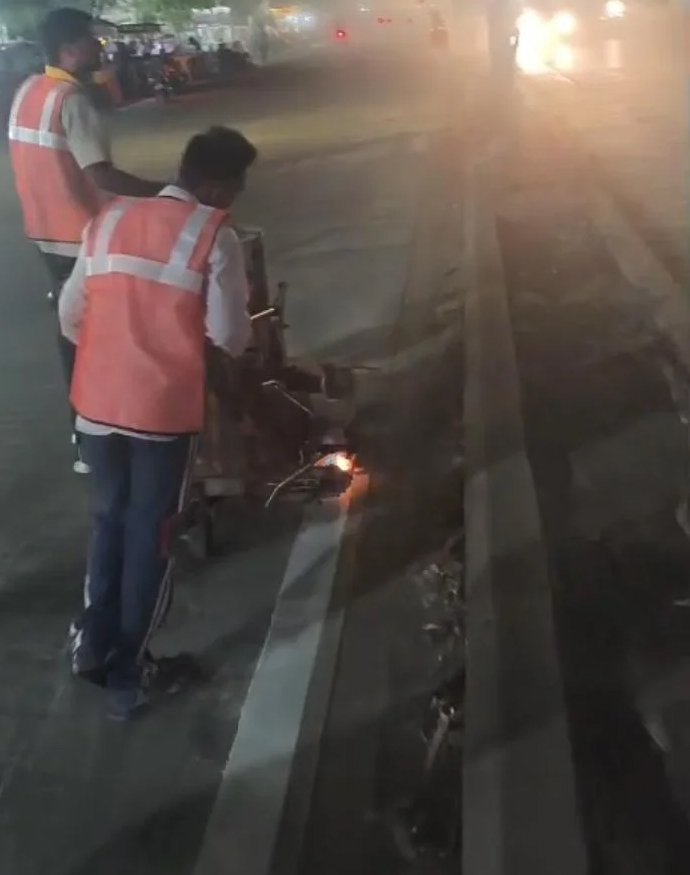 Jalgaon : शहर सुशोभीकरणाला नवे रूप महापौर दीपमाला काळे यांच्या पुढाकाराने जळगावात रस्ते मार्किंगला वेग